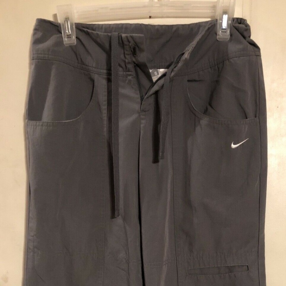 Nike Capri Jogger Parachute Pants